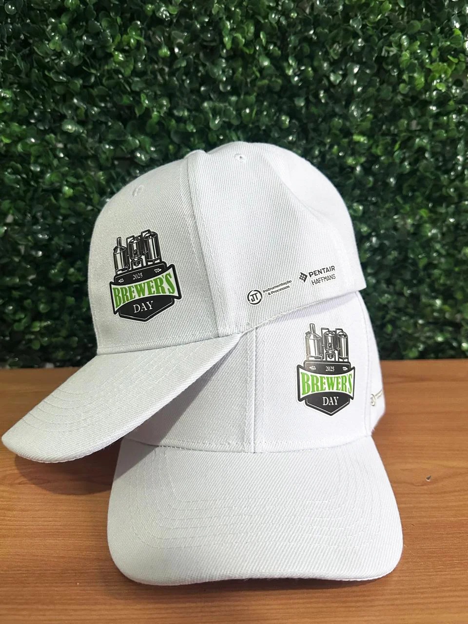 Estilo e Funcionalidade: Brindes de Chapéus e Bonés que Fazem Sucesso