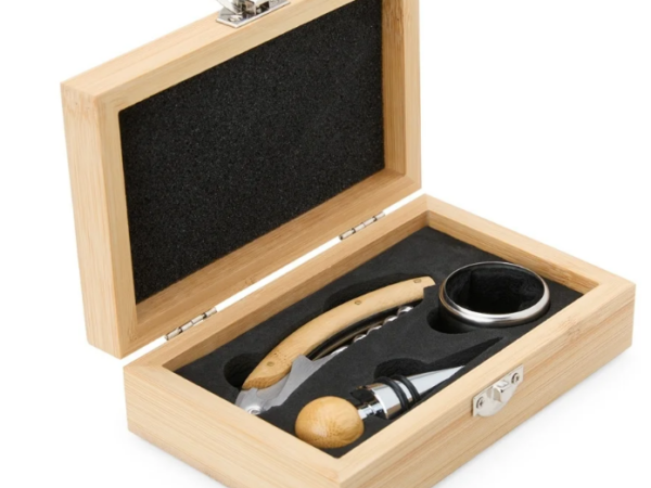 Para os Amantes de Vinhos: Exclusivos Kits de Brindes Personalizados